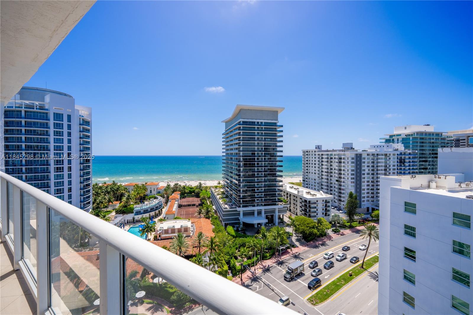 5900 Collins Ave #1701 Miami Beach, FL 33140