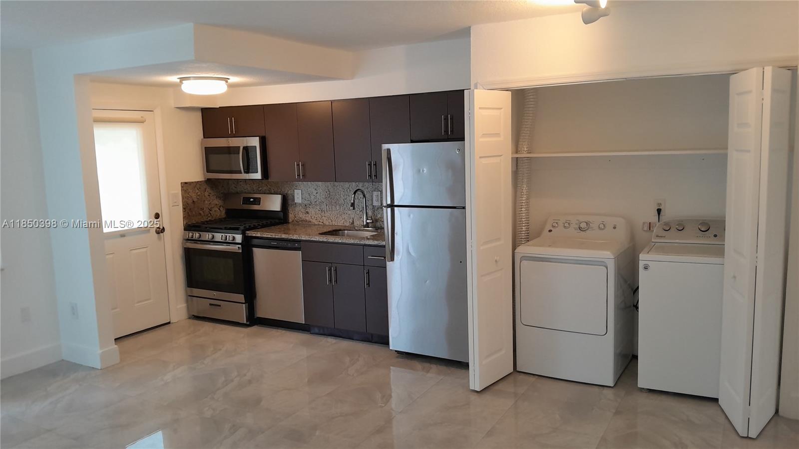 525 Meridian Ave #304
