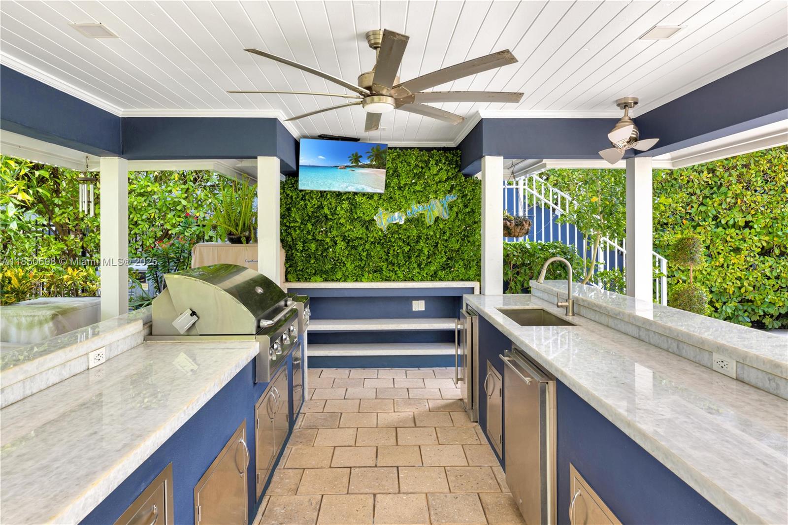 755 NE 77th St Miami, FL 33136 755 NE 77th St Miami, FL 33136
