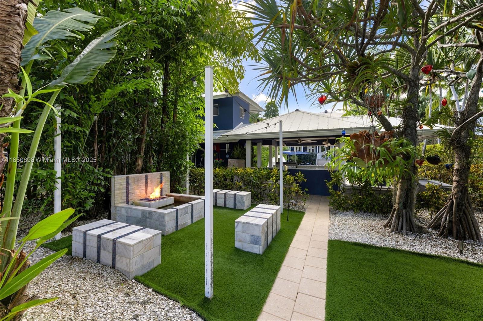 755 NE 77th St Miami, FL 33136 755 NE 77th St Miami, FL 33136