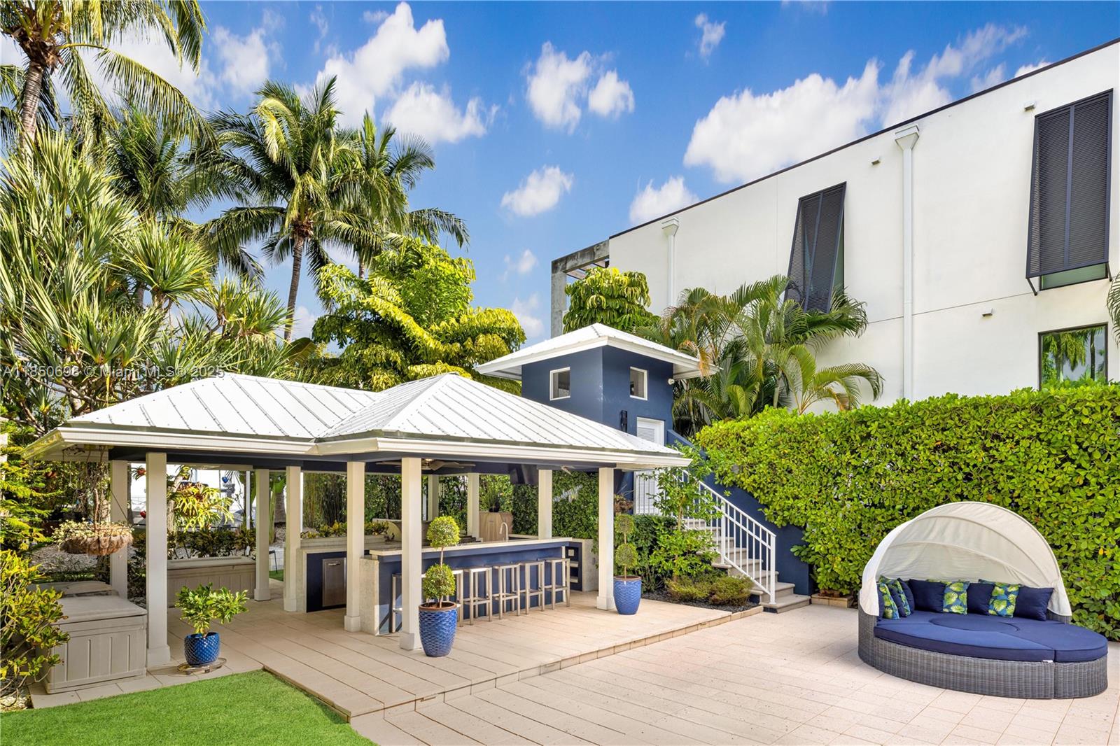 755 NE 77th St Miami, FL 33136 755 NE 77th St Miami, FL 33136