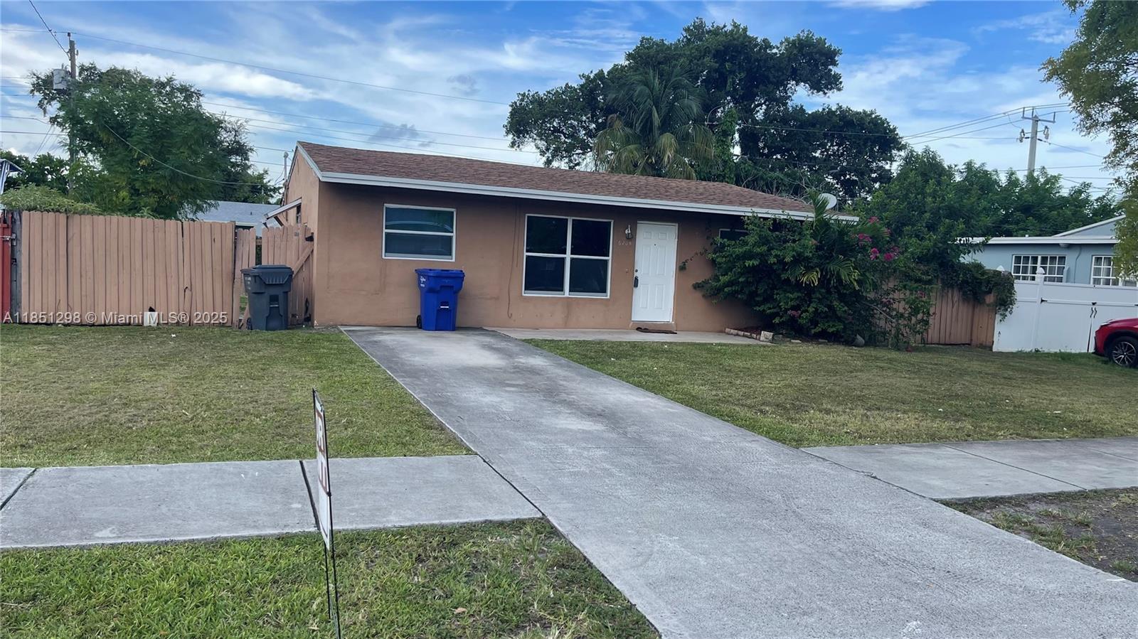 6205 Rodman St #6205