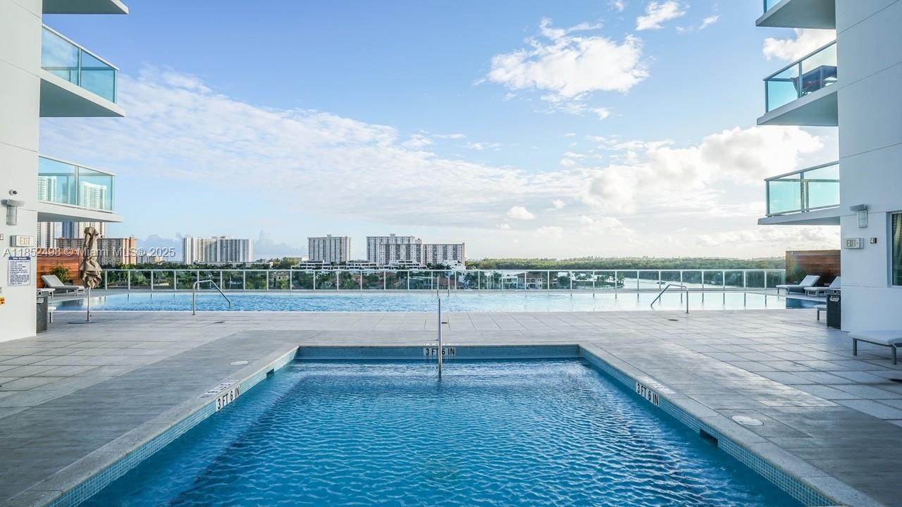 image 400 Sunny Isles27