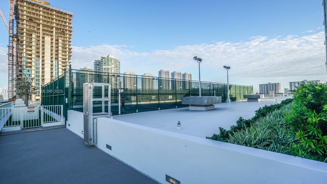image 400 Sunny Isles28