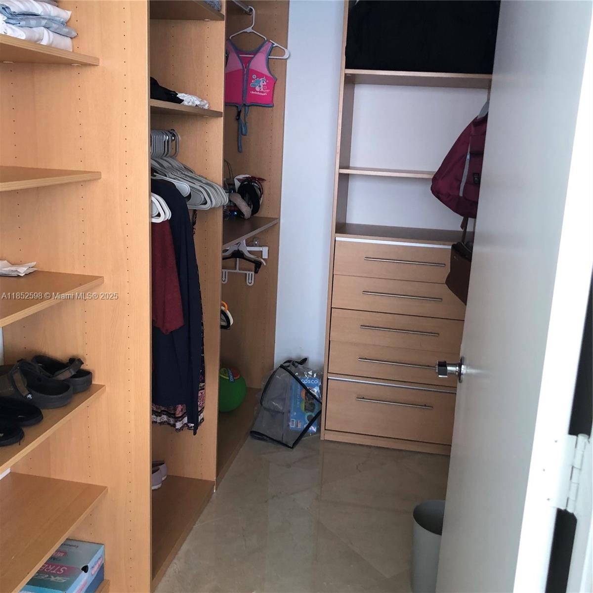 1830 S Ocean Dr #4101 Hallandale Beach, FL 33009