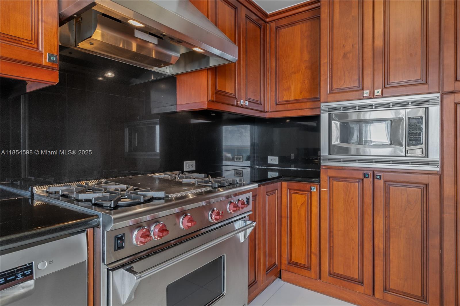 image Ocean Residences11