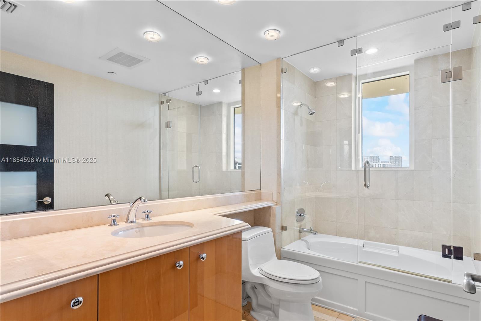 image Ocean Residences27