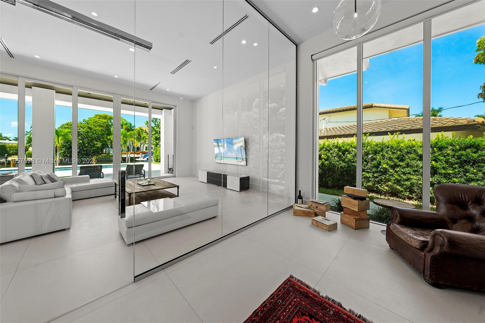 2815 NE 26th Pl Fort Lauderdale, FL 33306