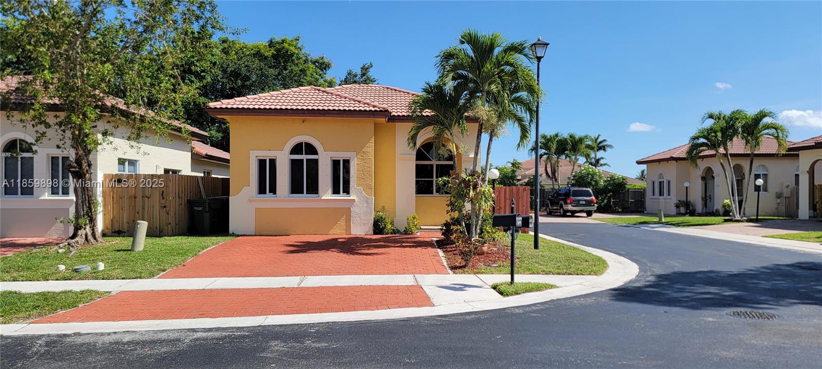 2501 NE 41st Ter #1