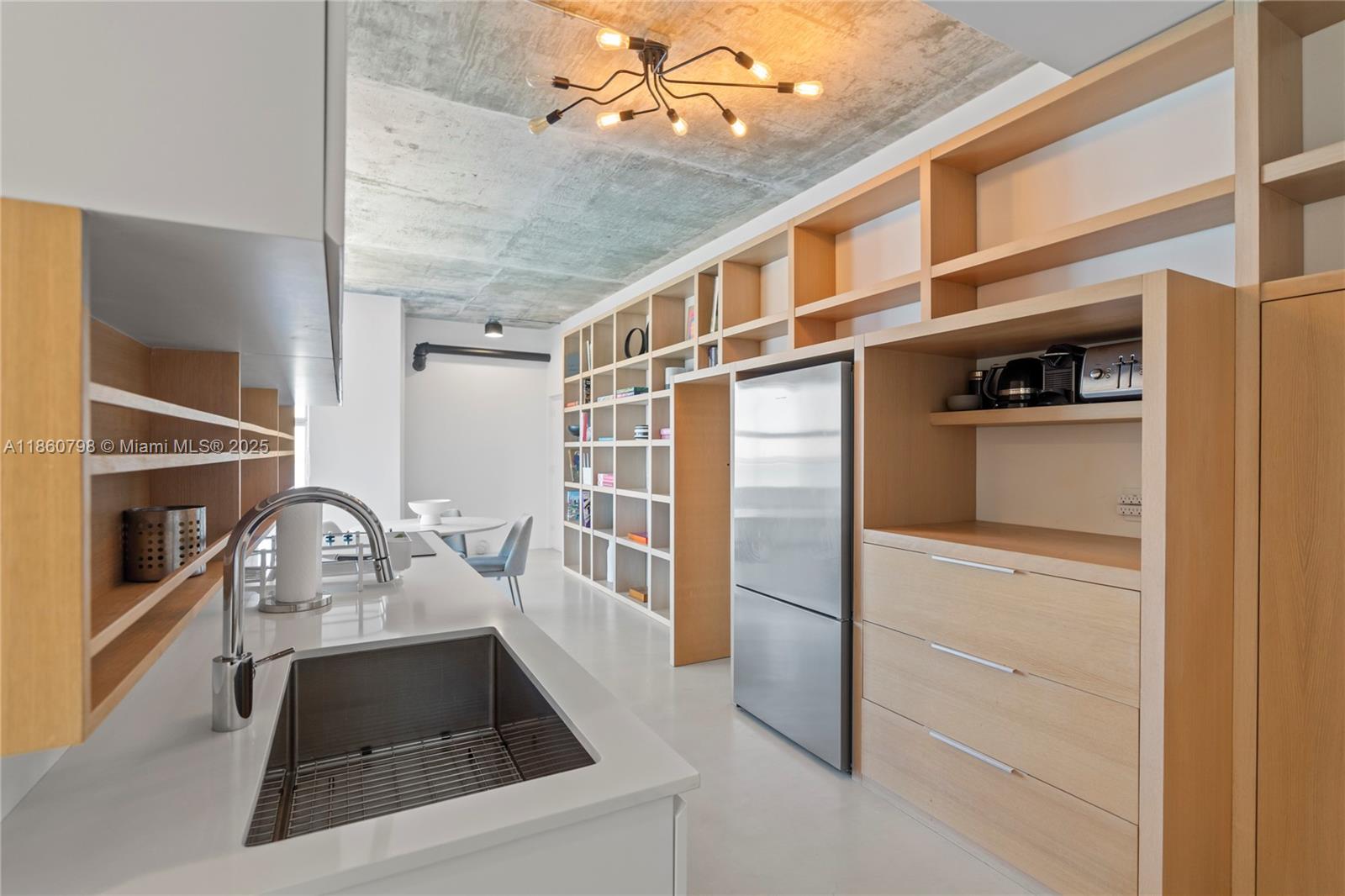 3 Island Ave #PHD 15D Miami Beach, FL 33139