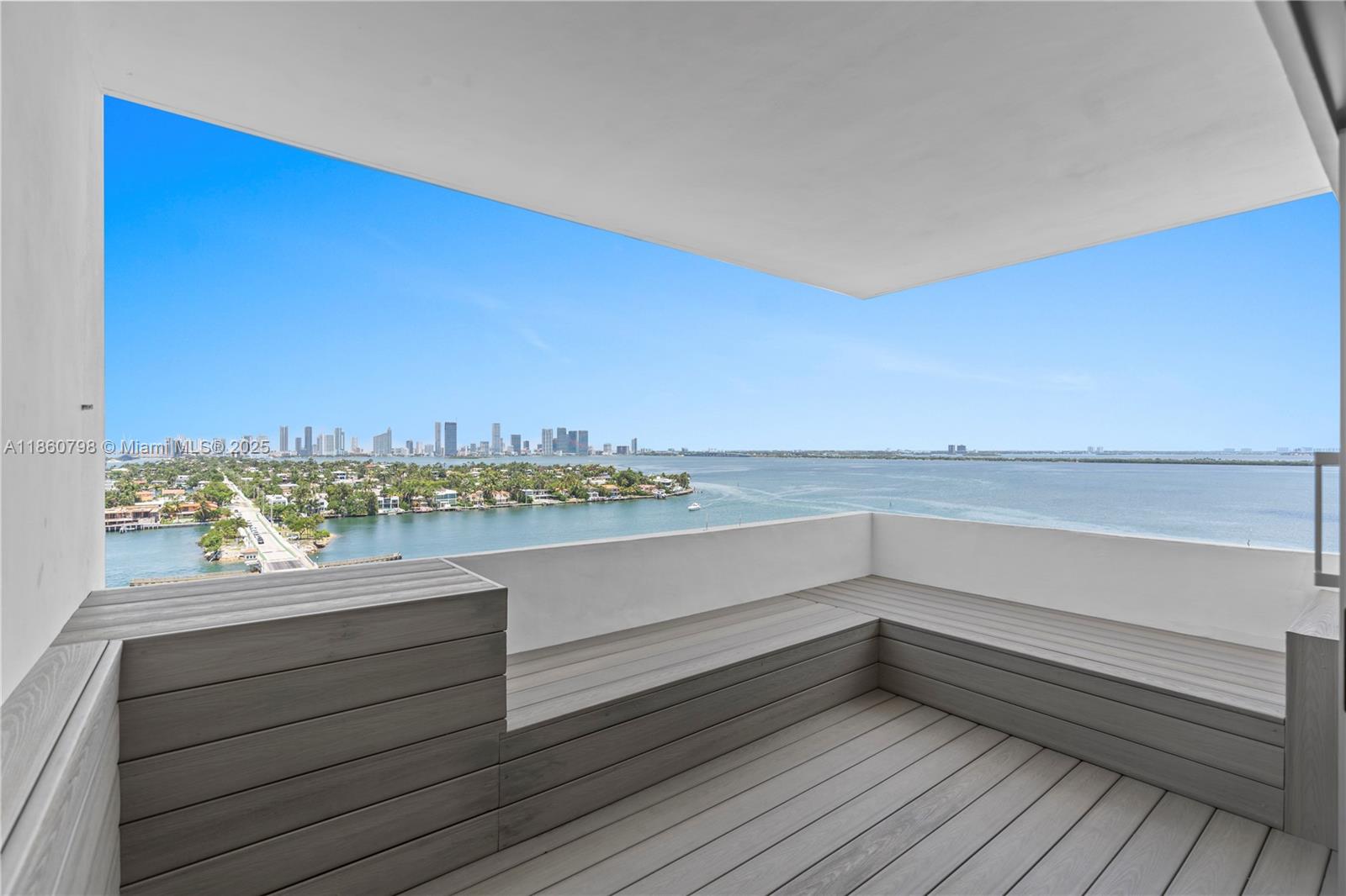 3 Island Ave #PHD 15D Miami Beach, FL 33139