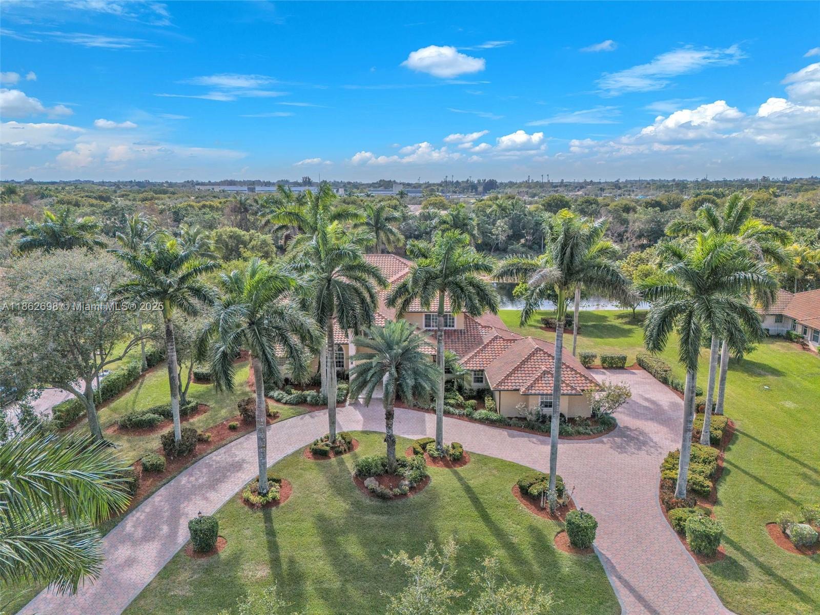 3855 Windmill Lk Rd Weston, FL 33332