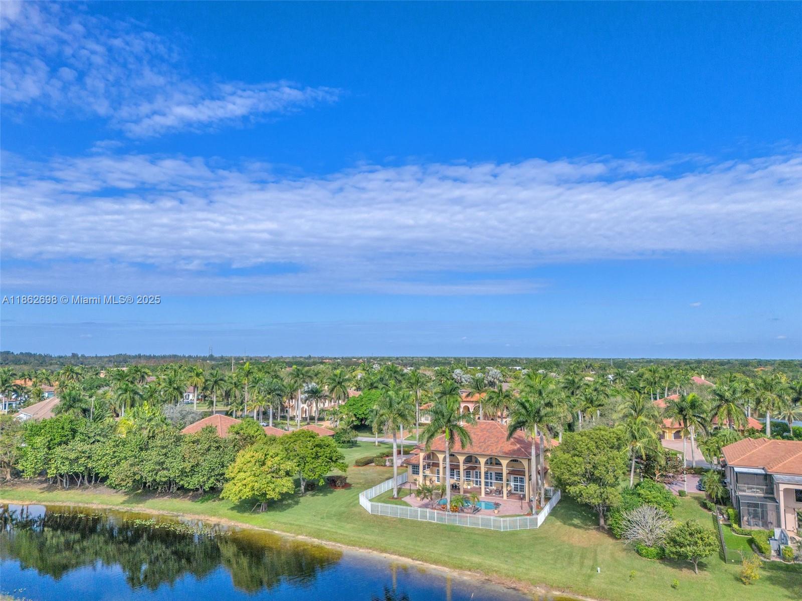 3855 Windmill Lk Rd Weston, FL 33332