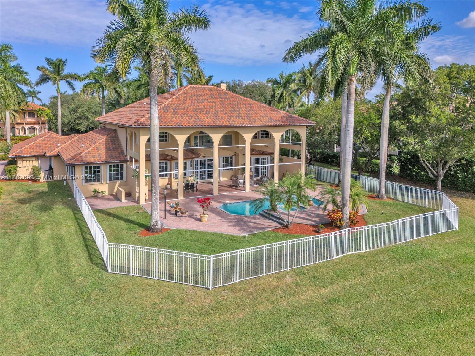 3855 Windmill Lk Rd Weston, FL 33332