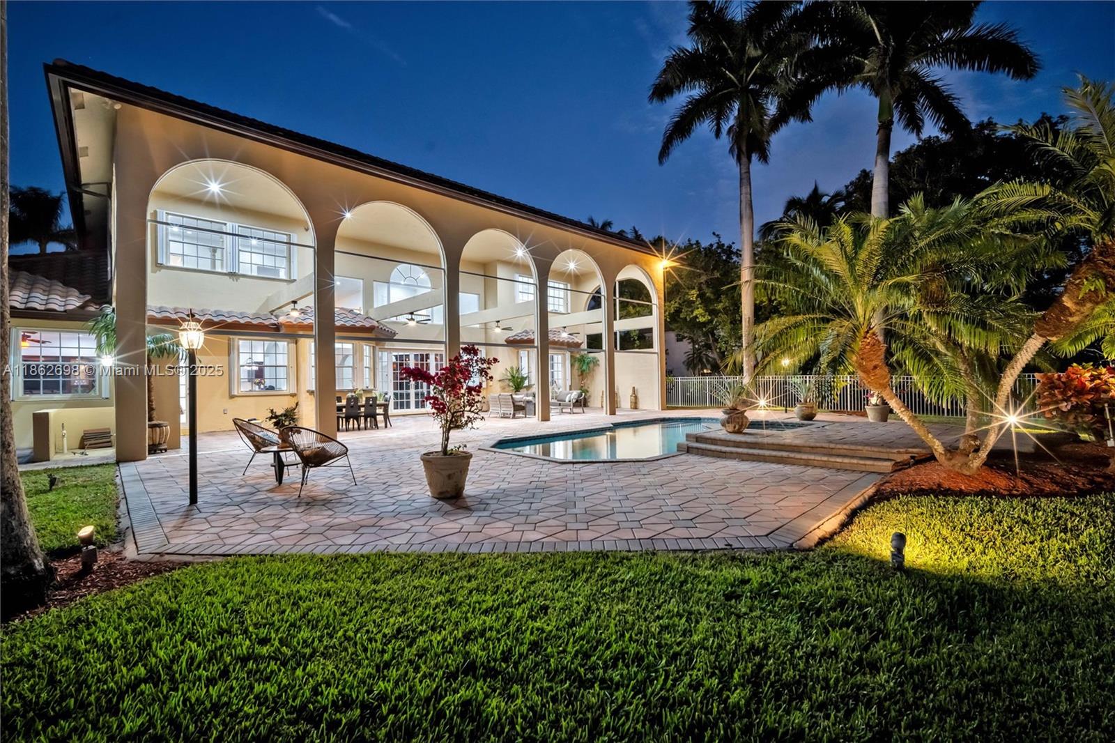 3855 Windmill Lk Rd Weston, FL 33332