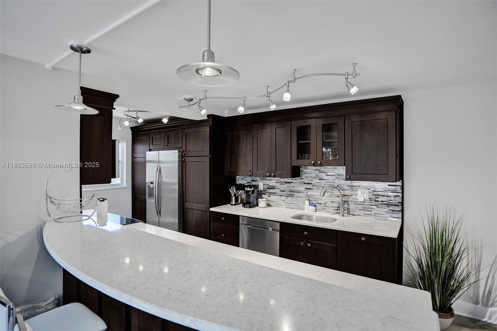 1160 Hillsboro Mile #701 Hillsboro Beach, FL 33062