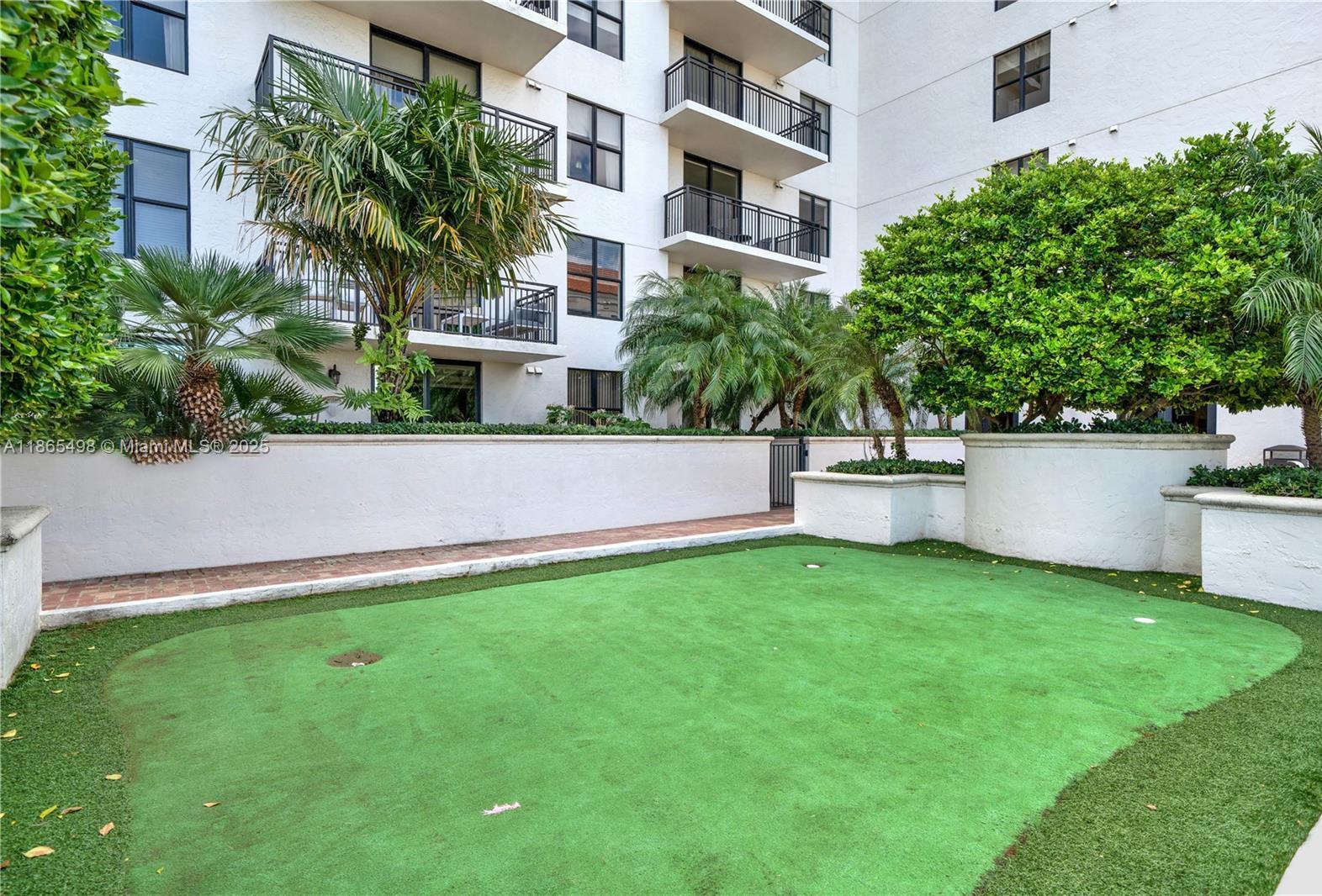 888 S Douglas Rd #1512 Coral Gables, FL 33134