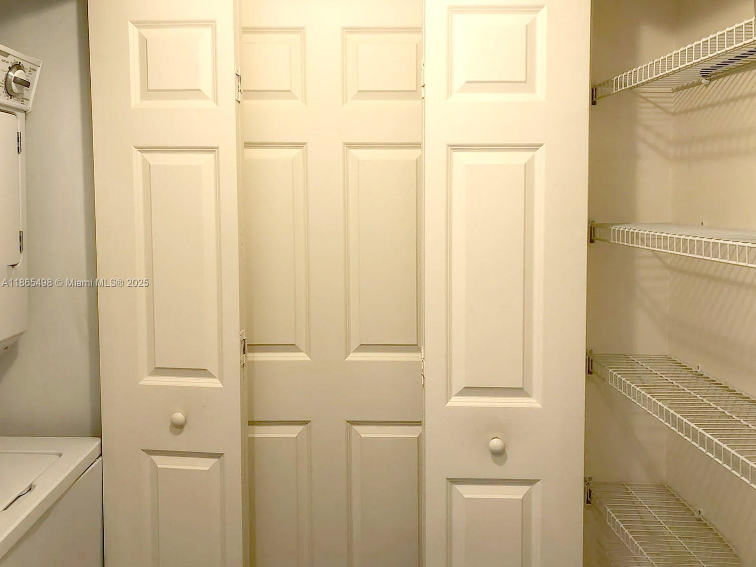 888 S Douglas Rd #1512 Coral Gables, FL 33134