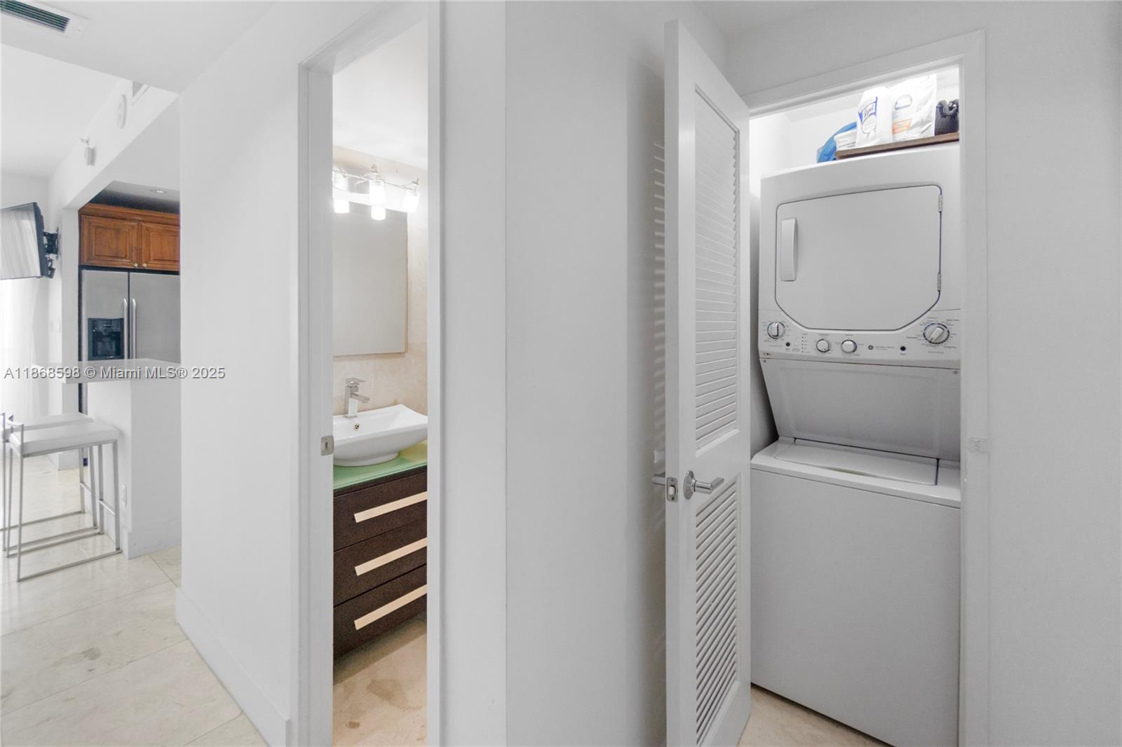 image The Decoplage Condo20