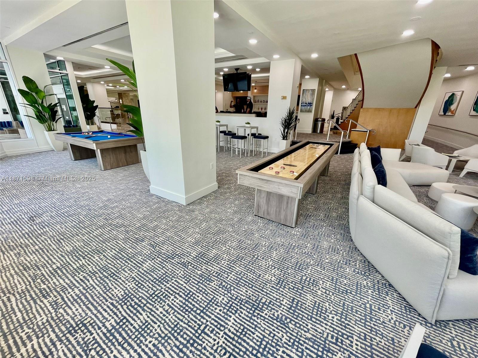 2670 E Sunrise Blvd #728 Fort Lauderdale, FL 33304