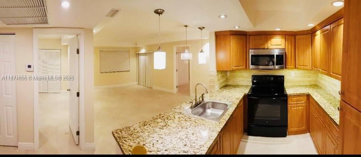 2720 W 63rd Pl #103