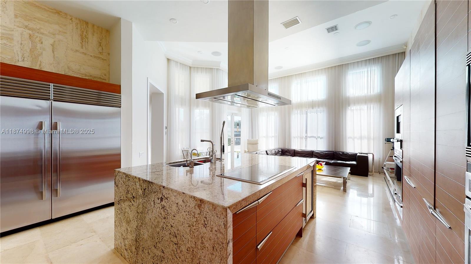 1486 Commodore Way Hollywood, FL 33019