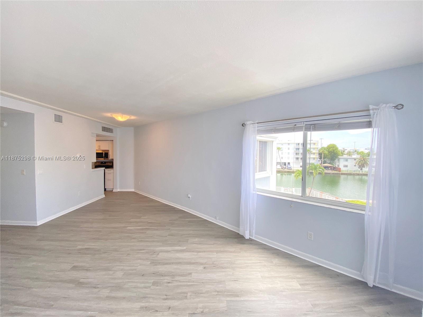1185 Marseille Dr #307