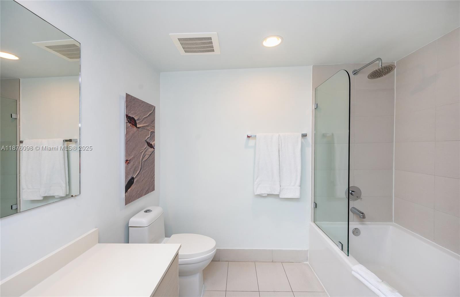 image Beachwalk Condo15