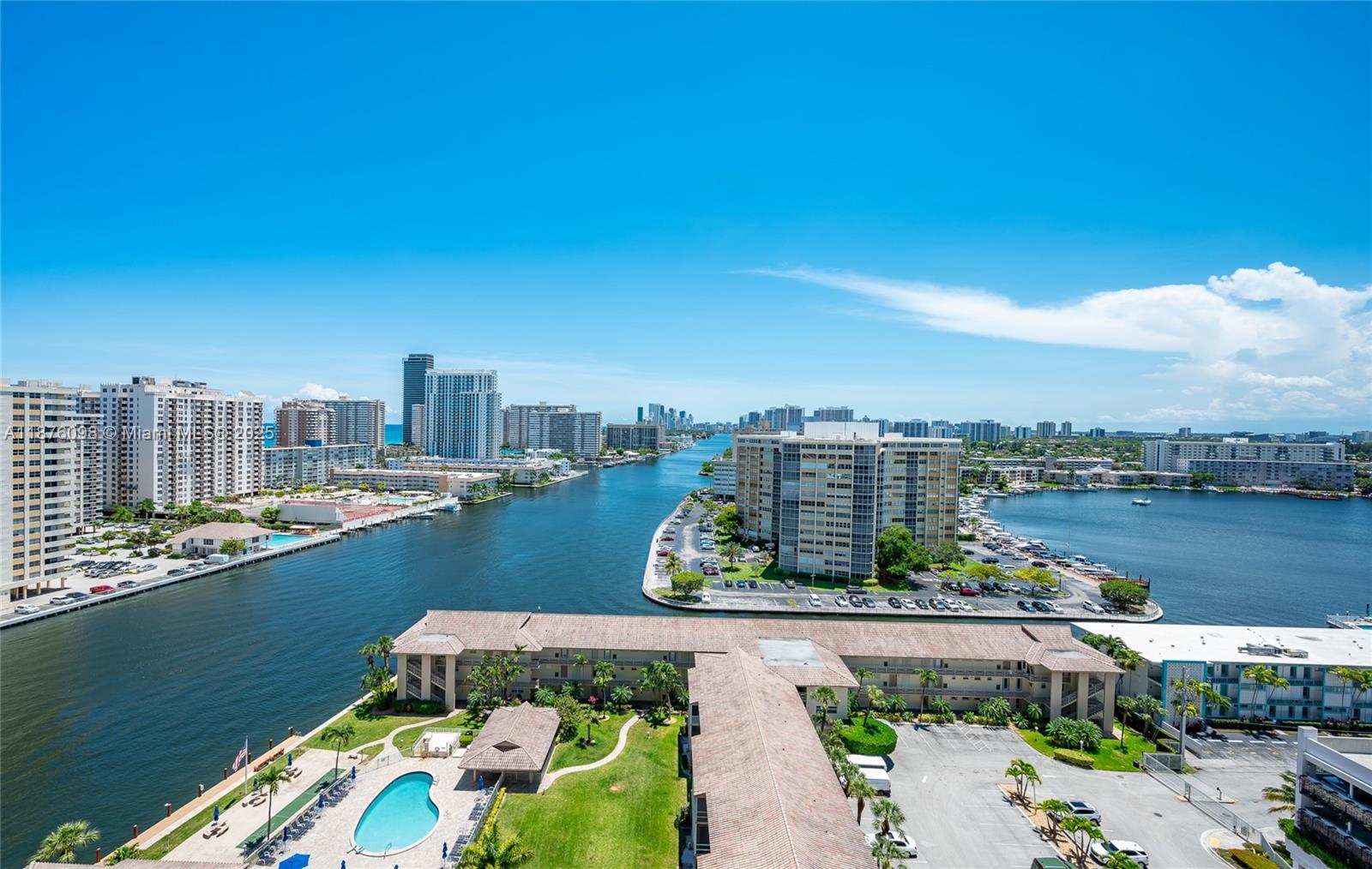 image Beachwalk Condo5