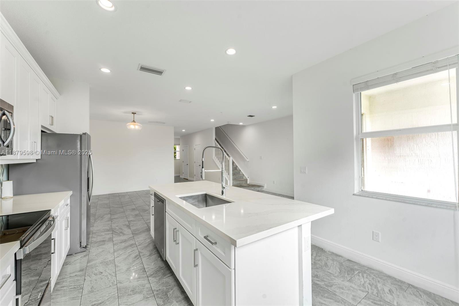 552 Parsons Way Deerfield Beach, FL 33442