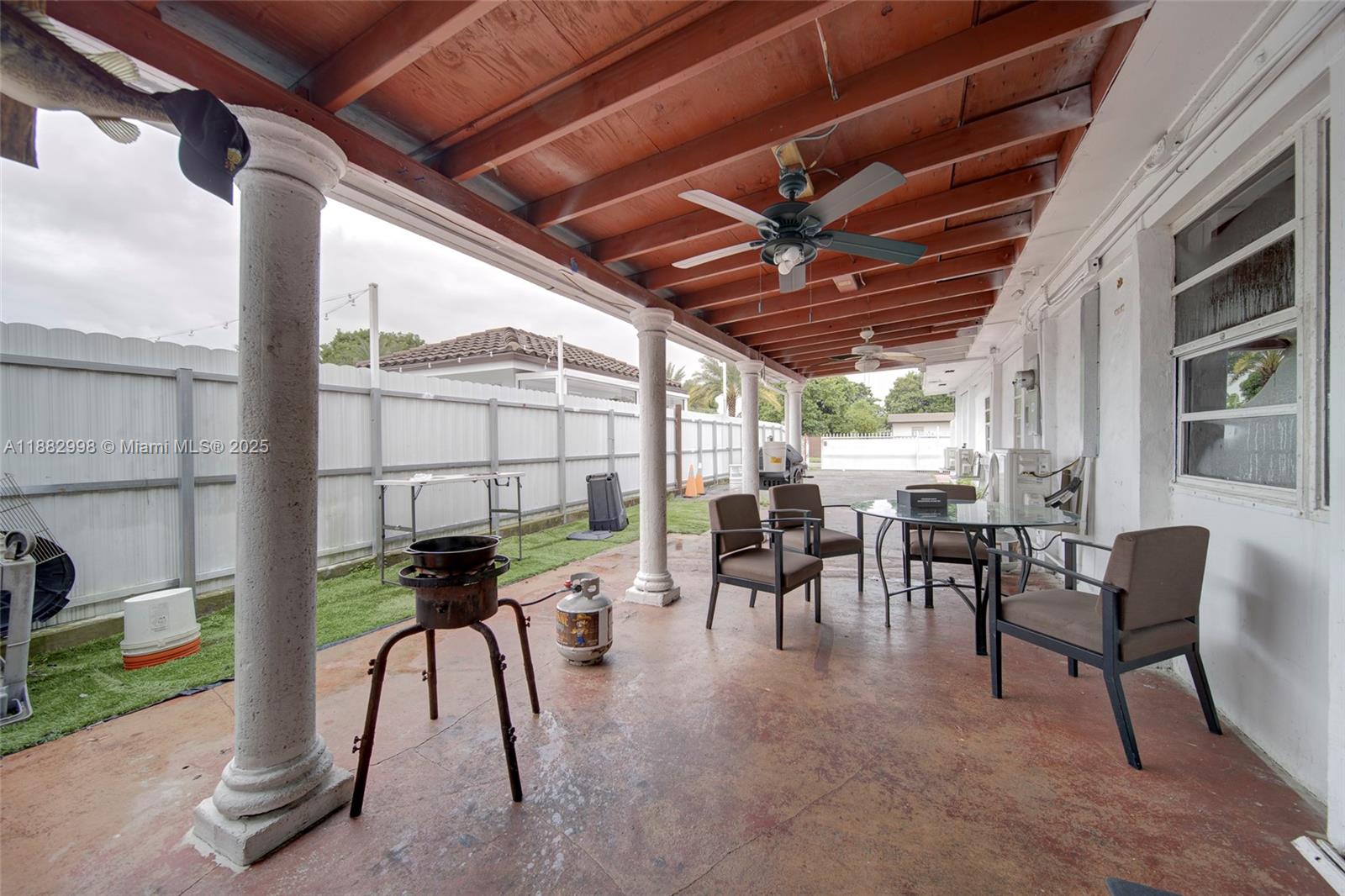 5040 NW 197th St Miami, FL 33055