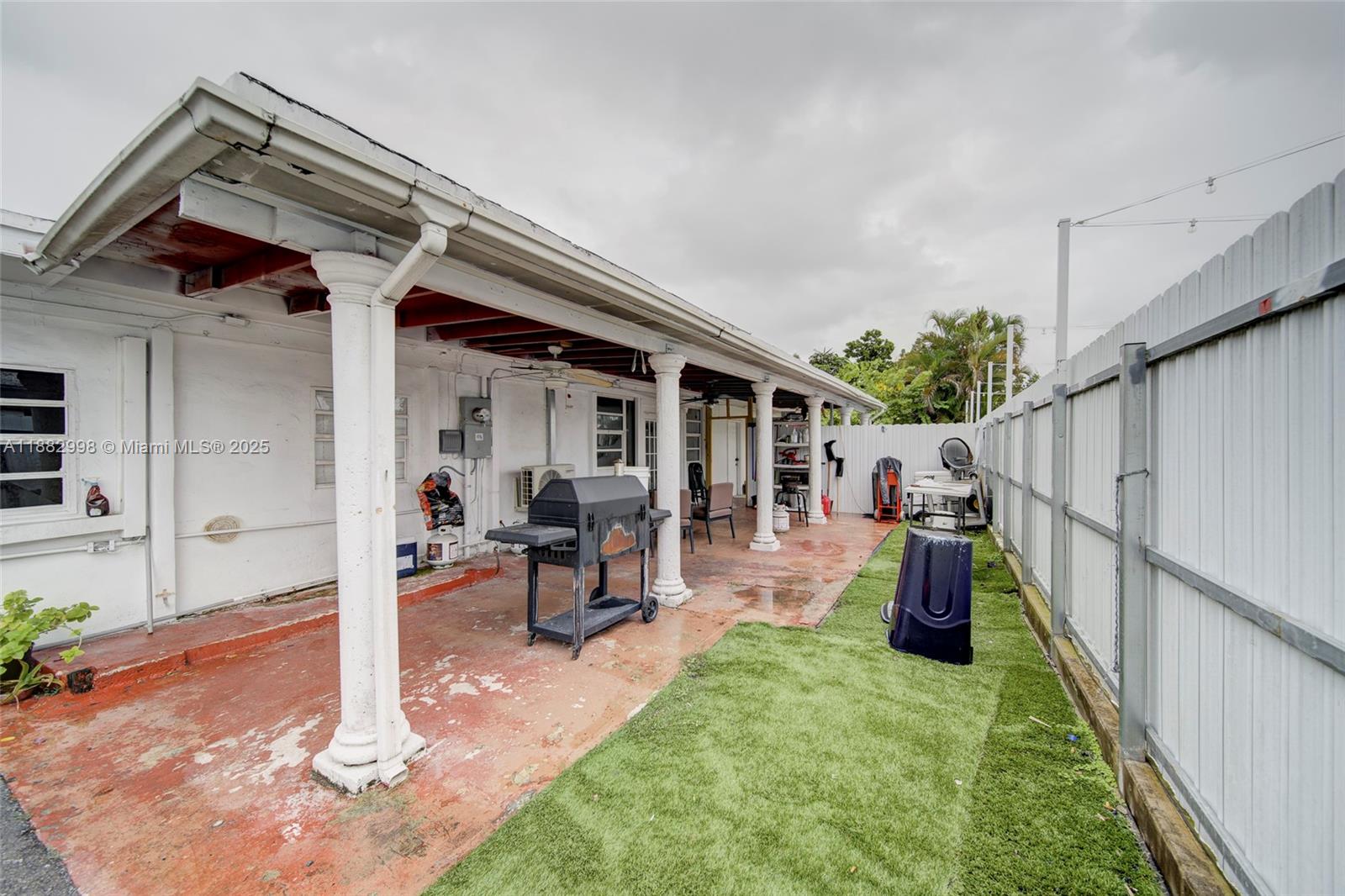 5040 NW 197th St Miami, FL 33055