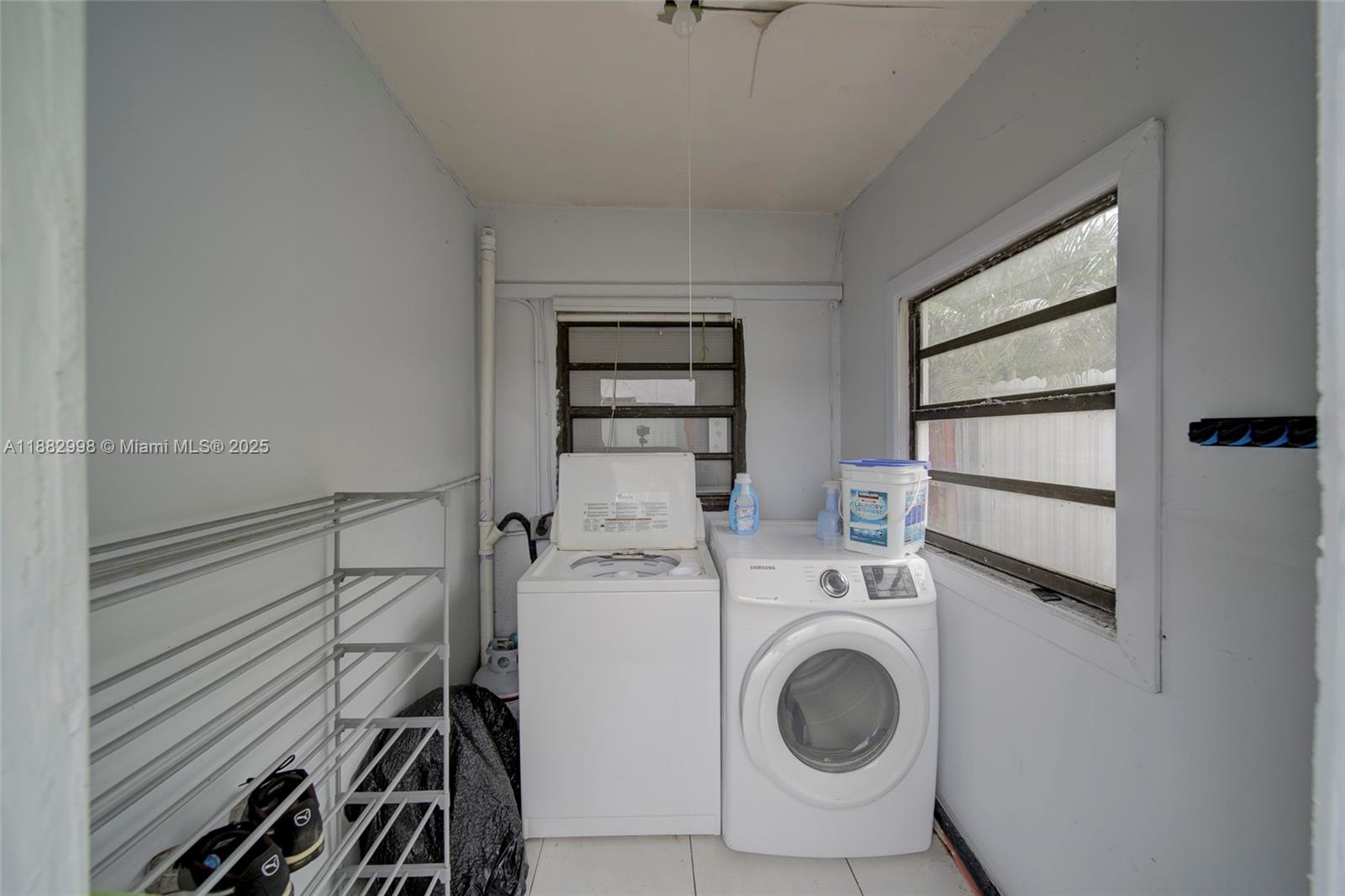 5040 NW 197th St Miami, FL 33055