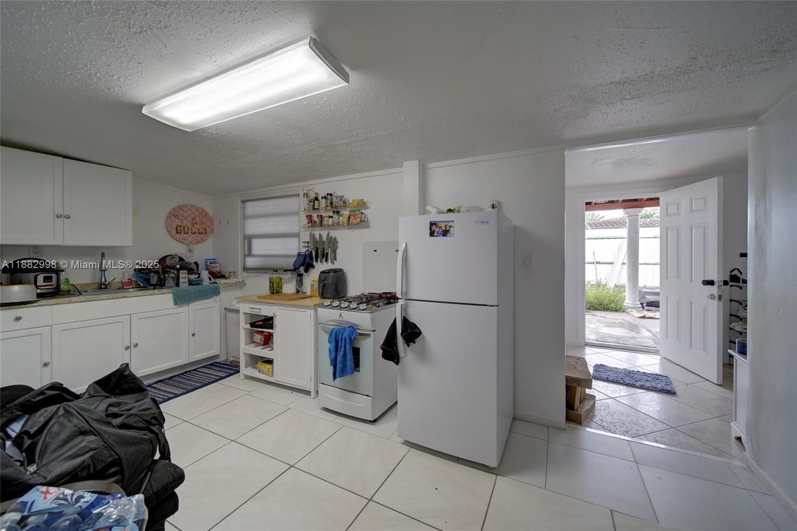 5040 NW 197th St Miami, FL 33055