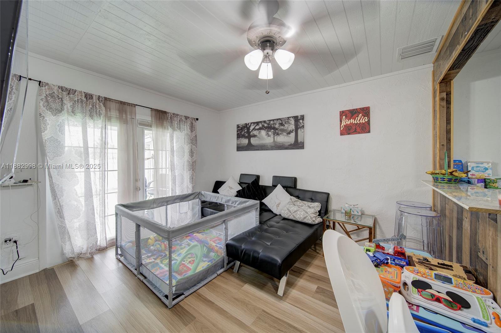 5040 NW 197th St Miami, FL 33055