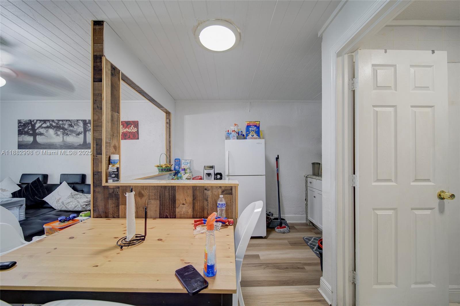 5040 NW 197th St Miami, FL 33055