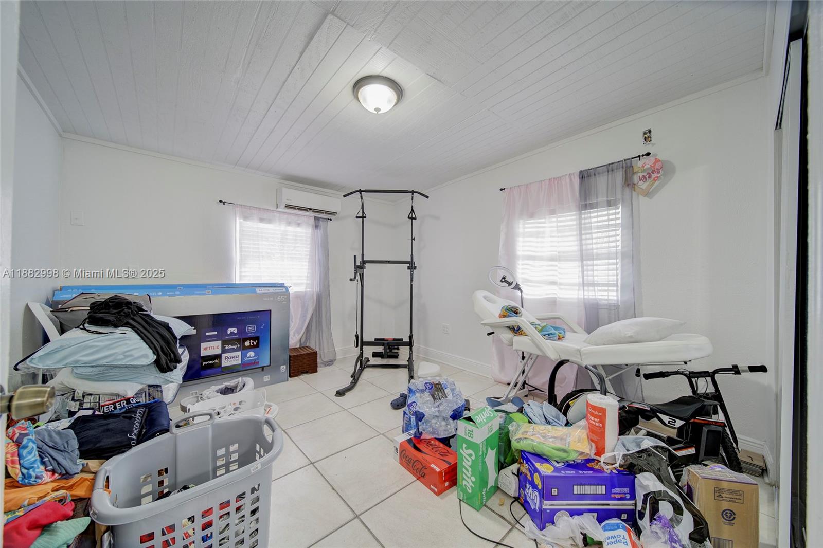 5040 NW 197th St Miami, FL 33055