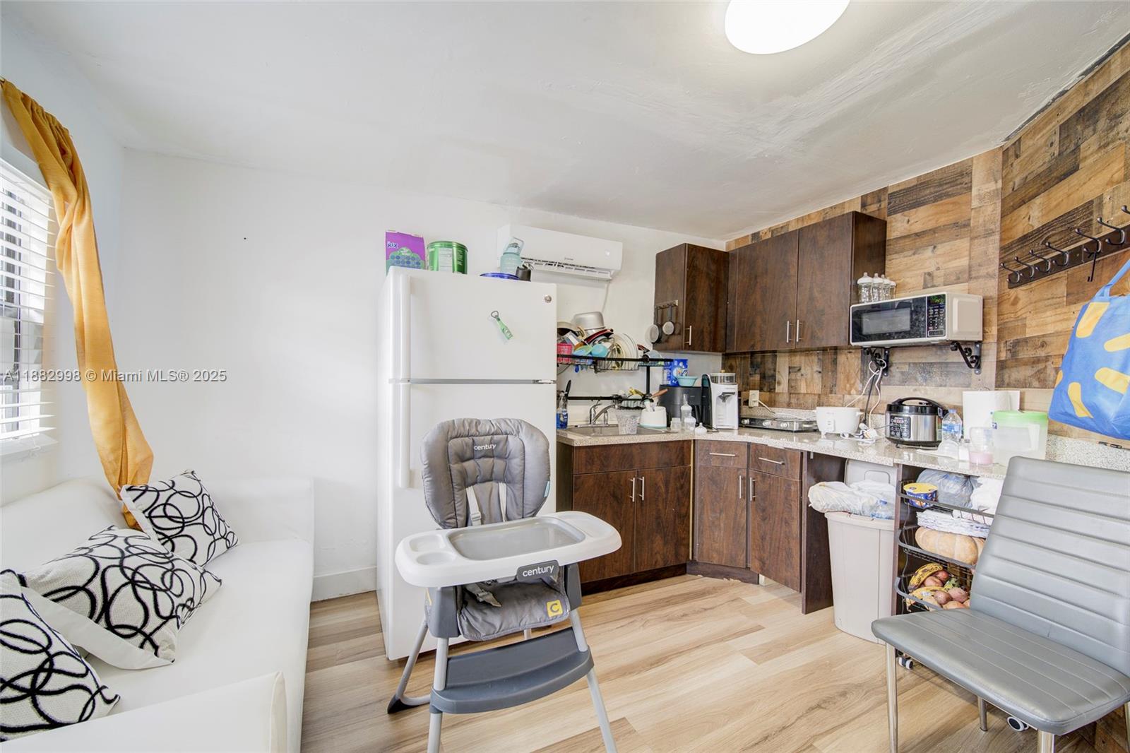 5040 NW 197th St Miami, FL 33055