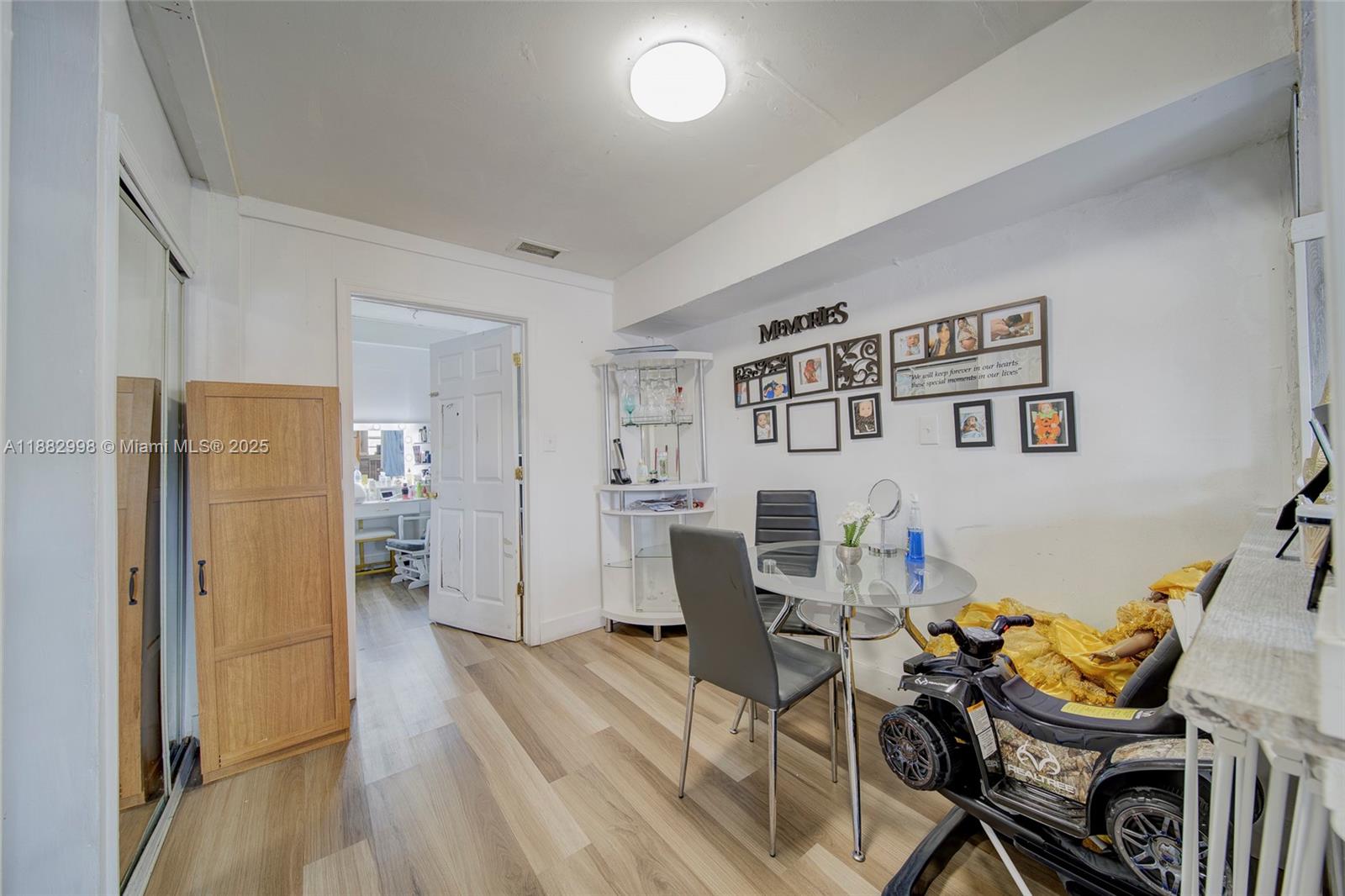 5040 NW 197th St Miami, FL 33055