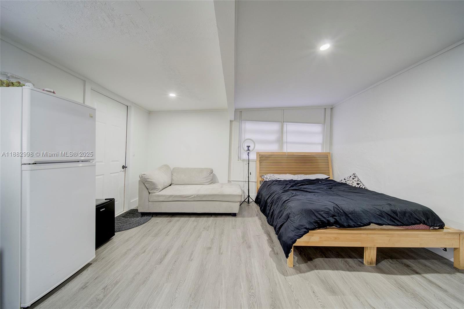 5040 NW 197th St Miami, FL 33055