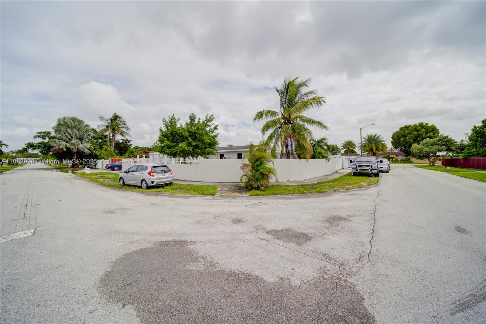 5040 NW 197th St Miami, FL 33055