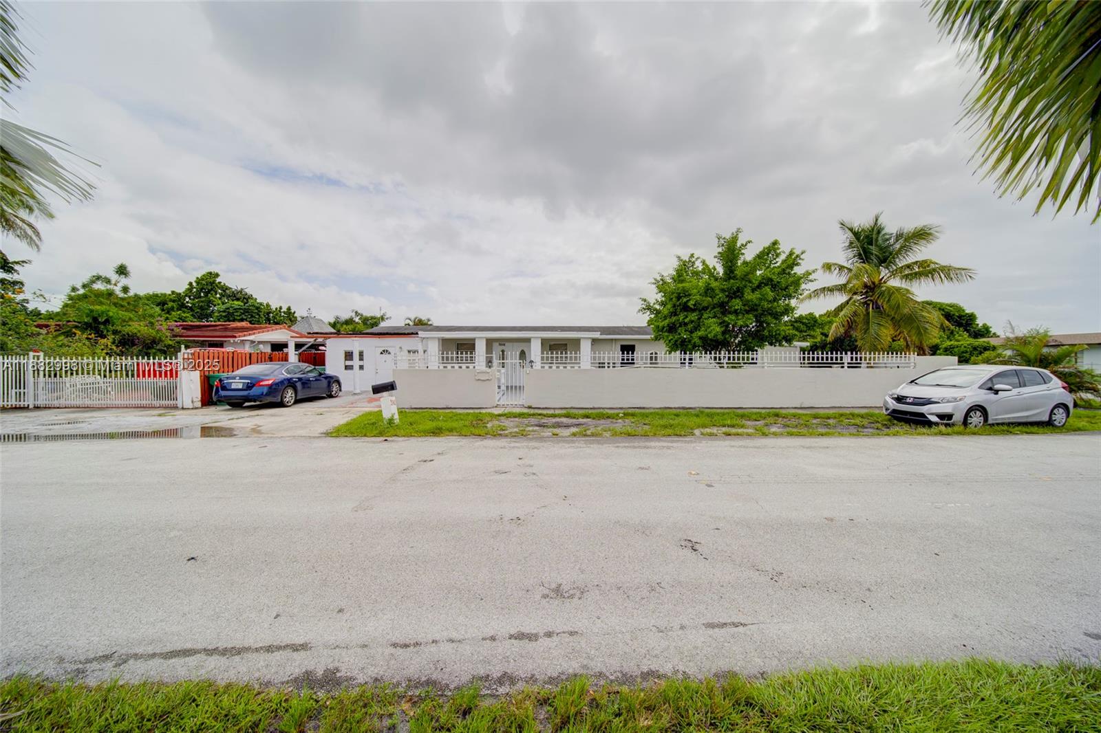 5040 NW 197th St Miami, FL 33055