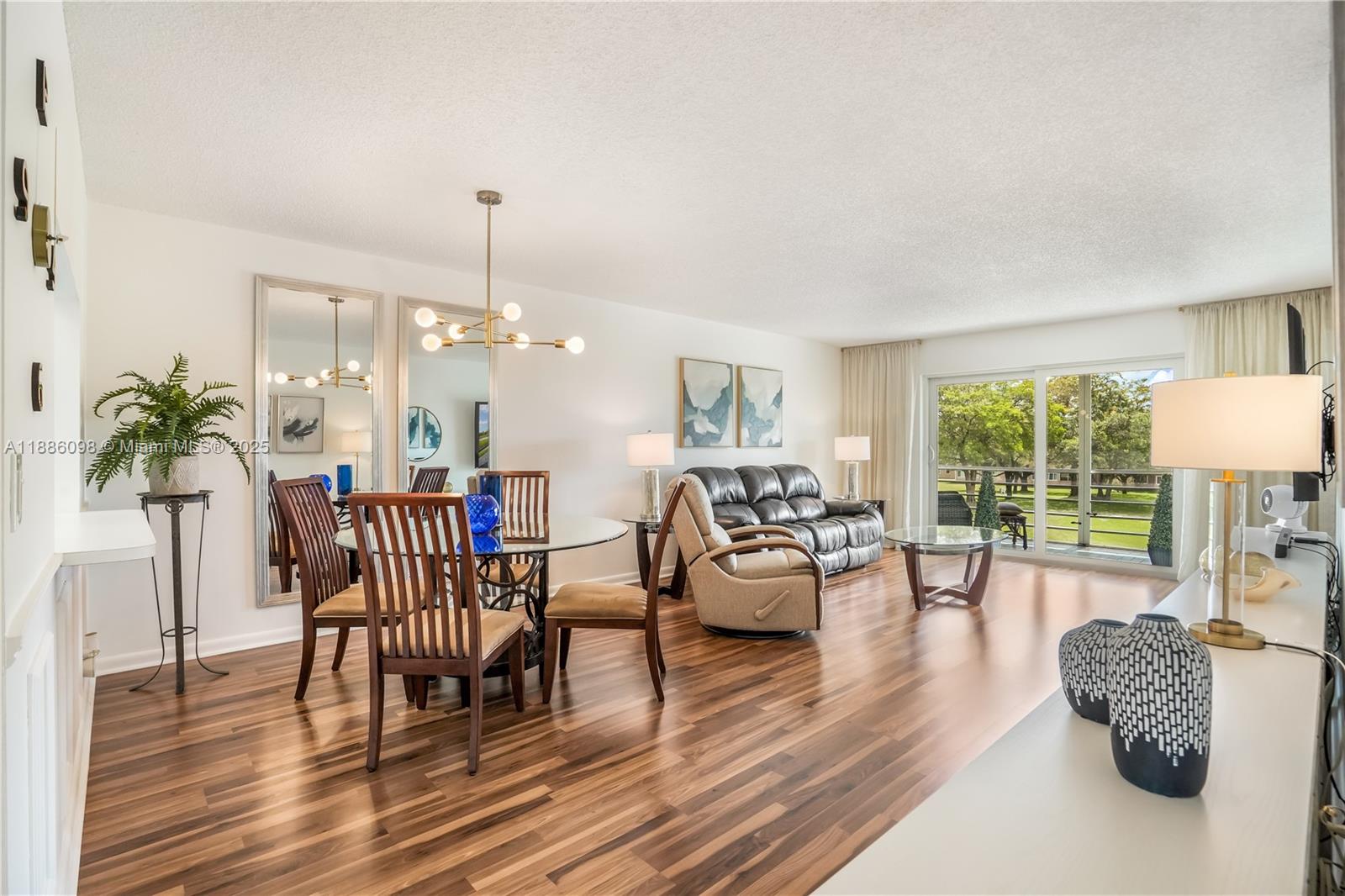 9841 Sunrise Lks Blvd #307