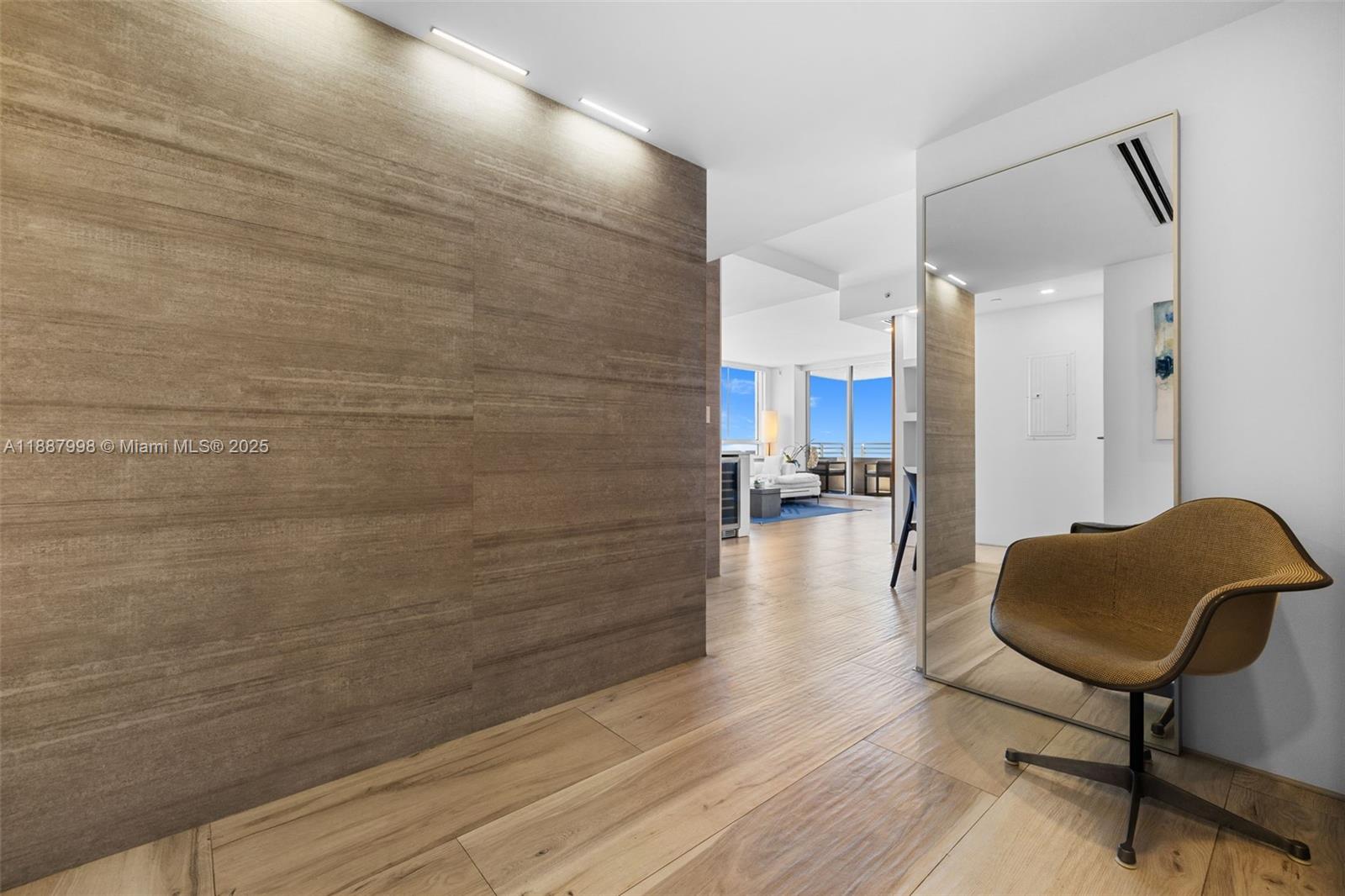 image The Waverly At South Beac35