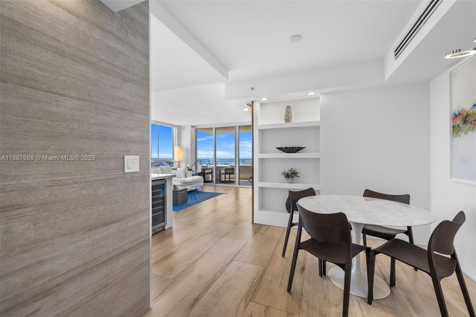 image The Waverly At South Beac37