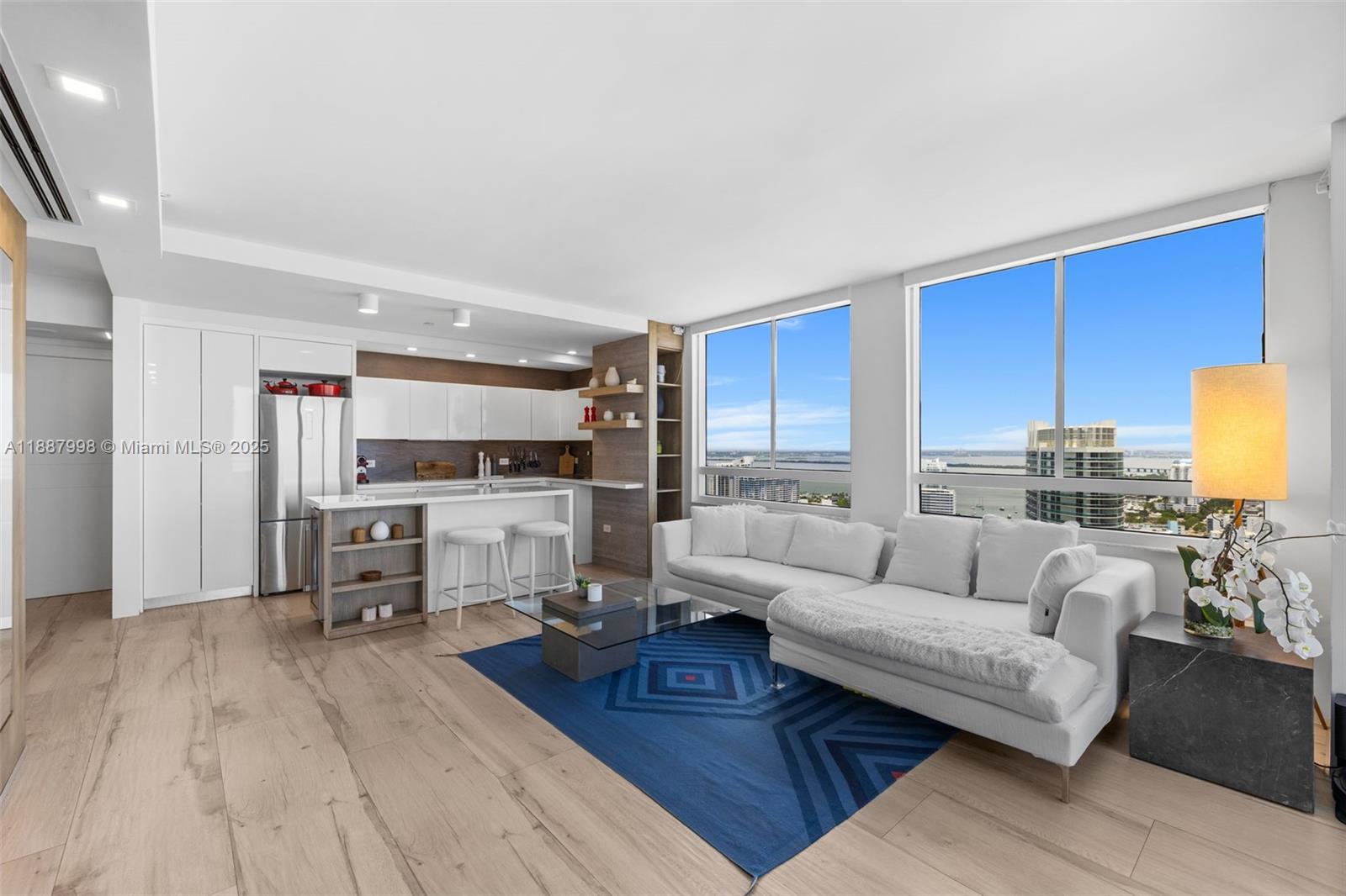 image The Waverly At South Beac4