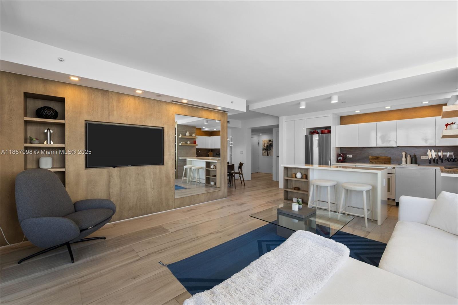 image The Waverly At South Beac6