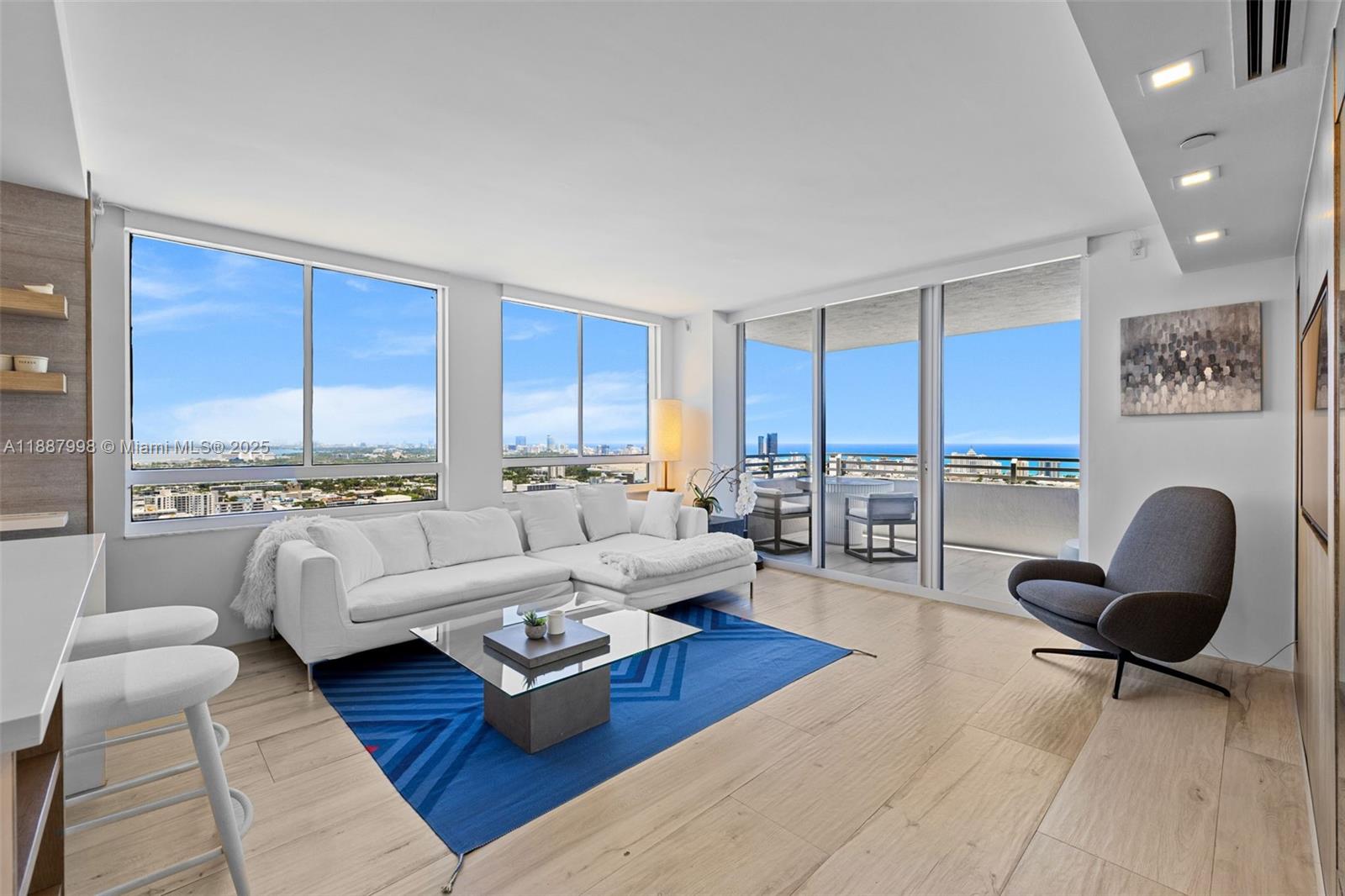 image The Waverly At South Beac8