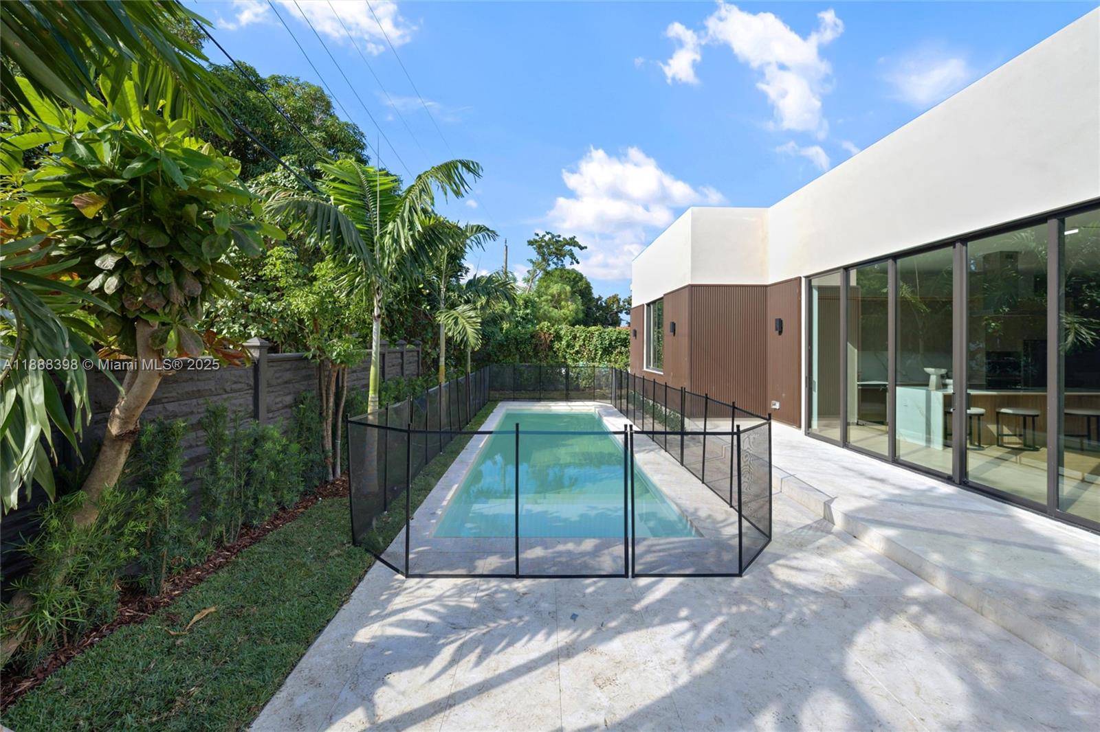 270 NE 46th St Miami, FL 33137