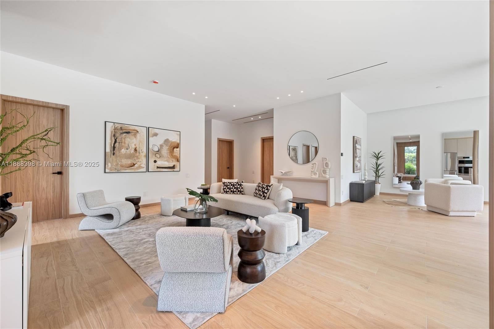 270 NE 46th St Miami, FL 33137